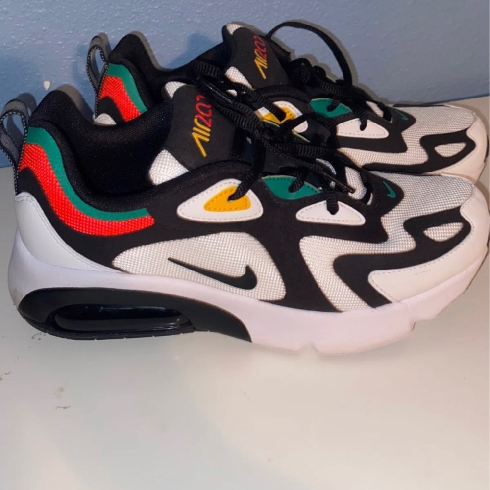 Nikes - Picture 2 of 2